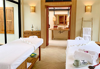 トロピカルリトリート