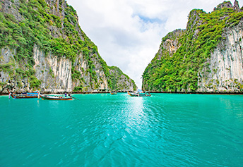 ピレィラグーン