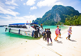 スピードボート