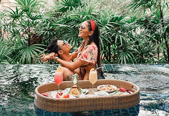 フローティングランチ