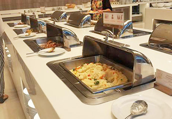 プーケット　キングパワー　免税店　レストラン1