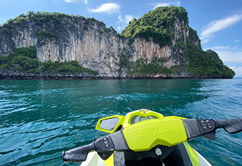 ジェットスキーアドベンチャー