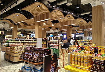 プーケット　キングパワー　免税店　内部4