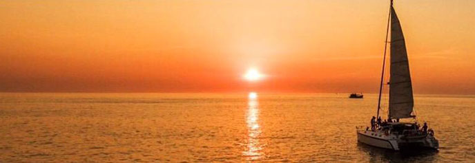 コーラル島・ラチャ島サンセットヨット